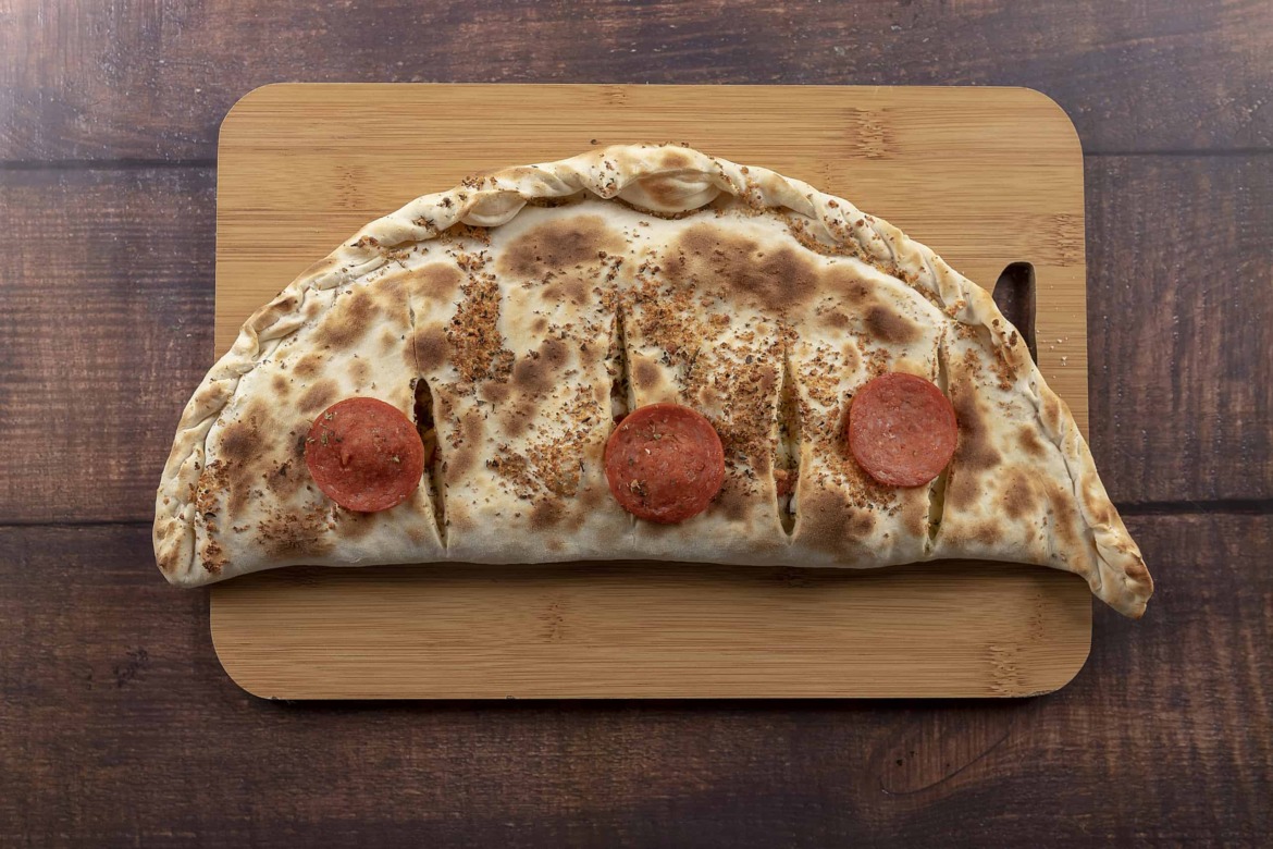 Calzone-Forneria-scaled.jpg